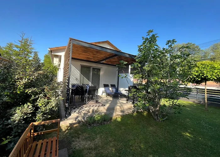 Jokai Apartmanhaz Σπίτι διακοπών Balatonszarszo